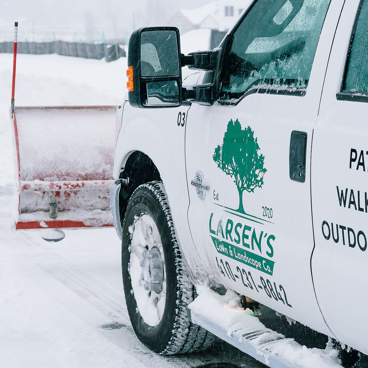 Larsen’s Lawn & Landscape reliable snow plowing in Edgewater, Maryland.