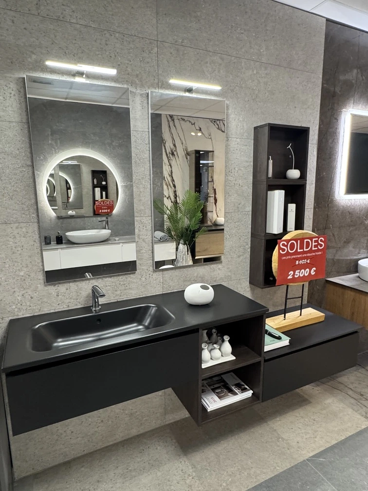 Salle de bains en soldes Kuchen