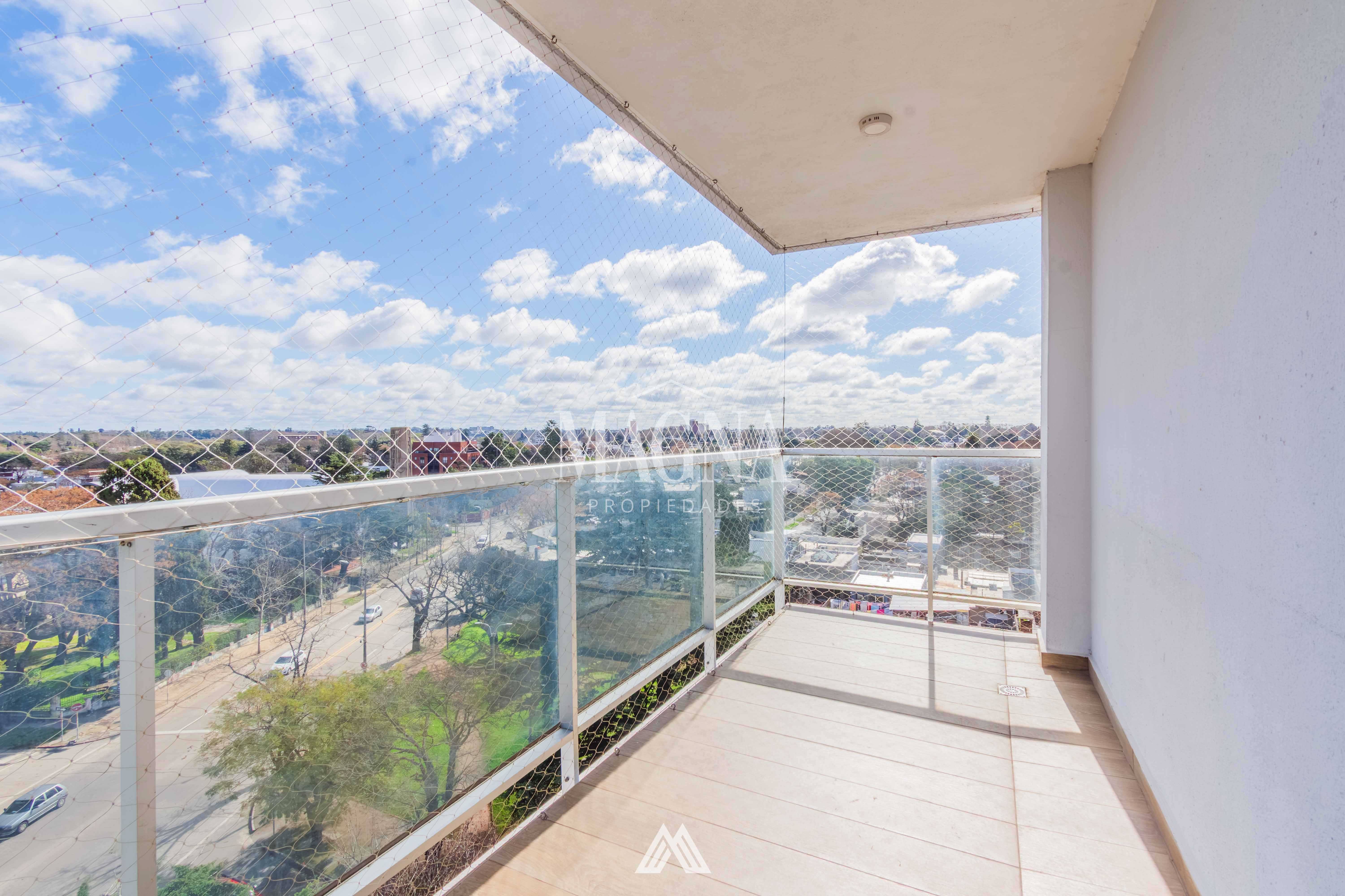 Alquiler Prado - 2 Dormitorios con Garaje, Terraza y Vista Despejada