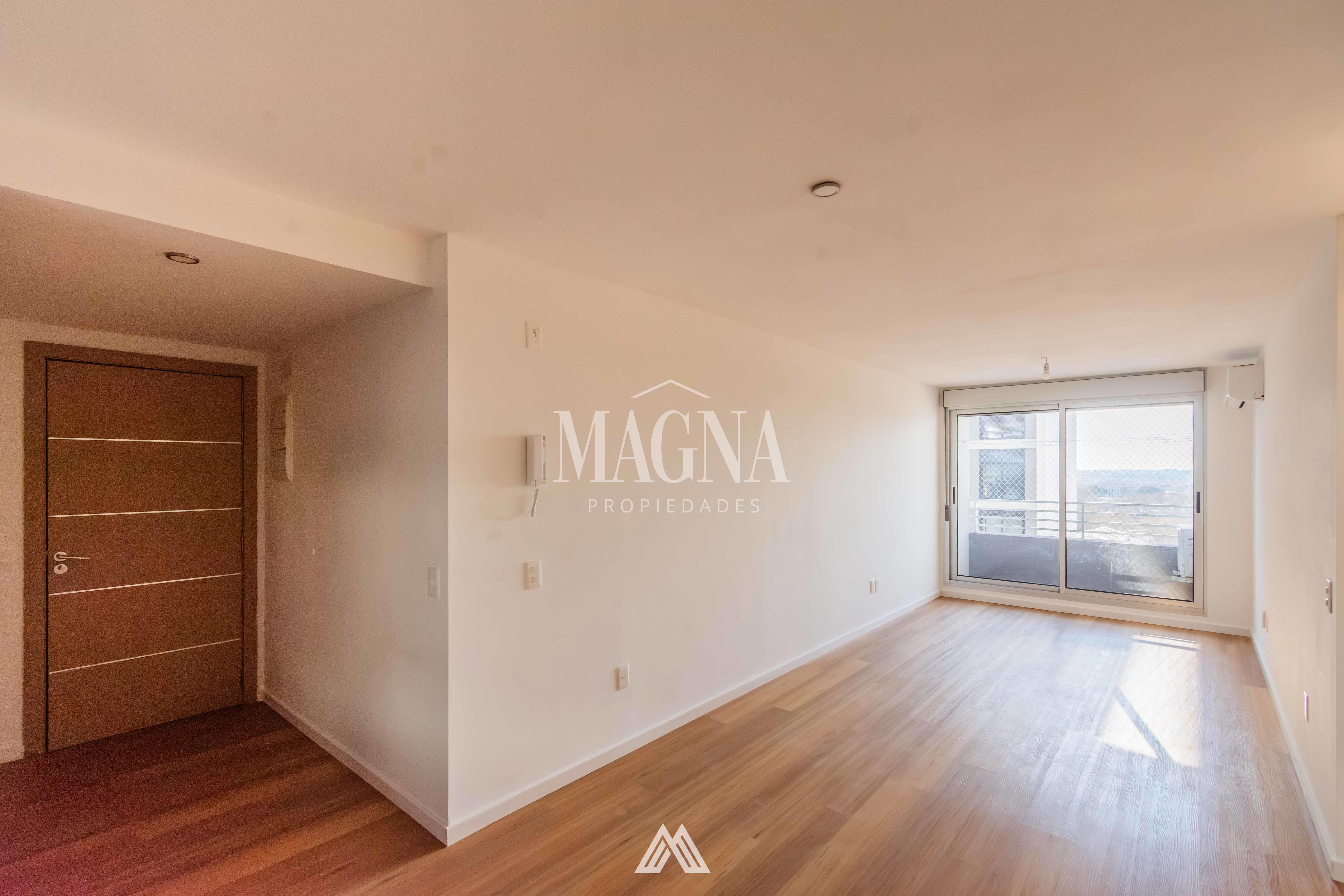 Alquiler apartamento 2 dormitorios y balcón Tres Cruces