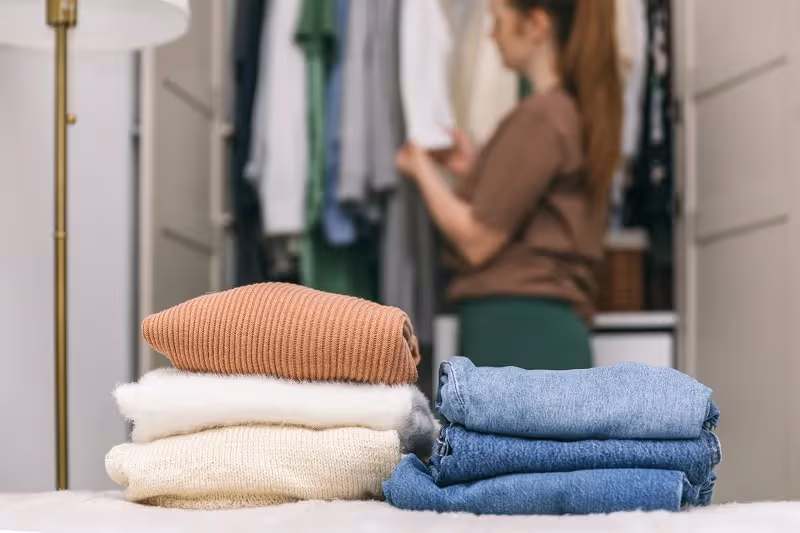 Master Hanging and Folding Techniques