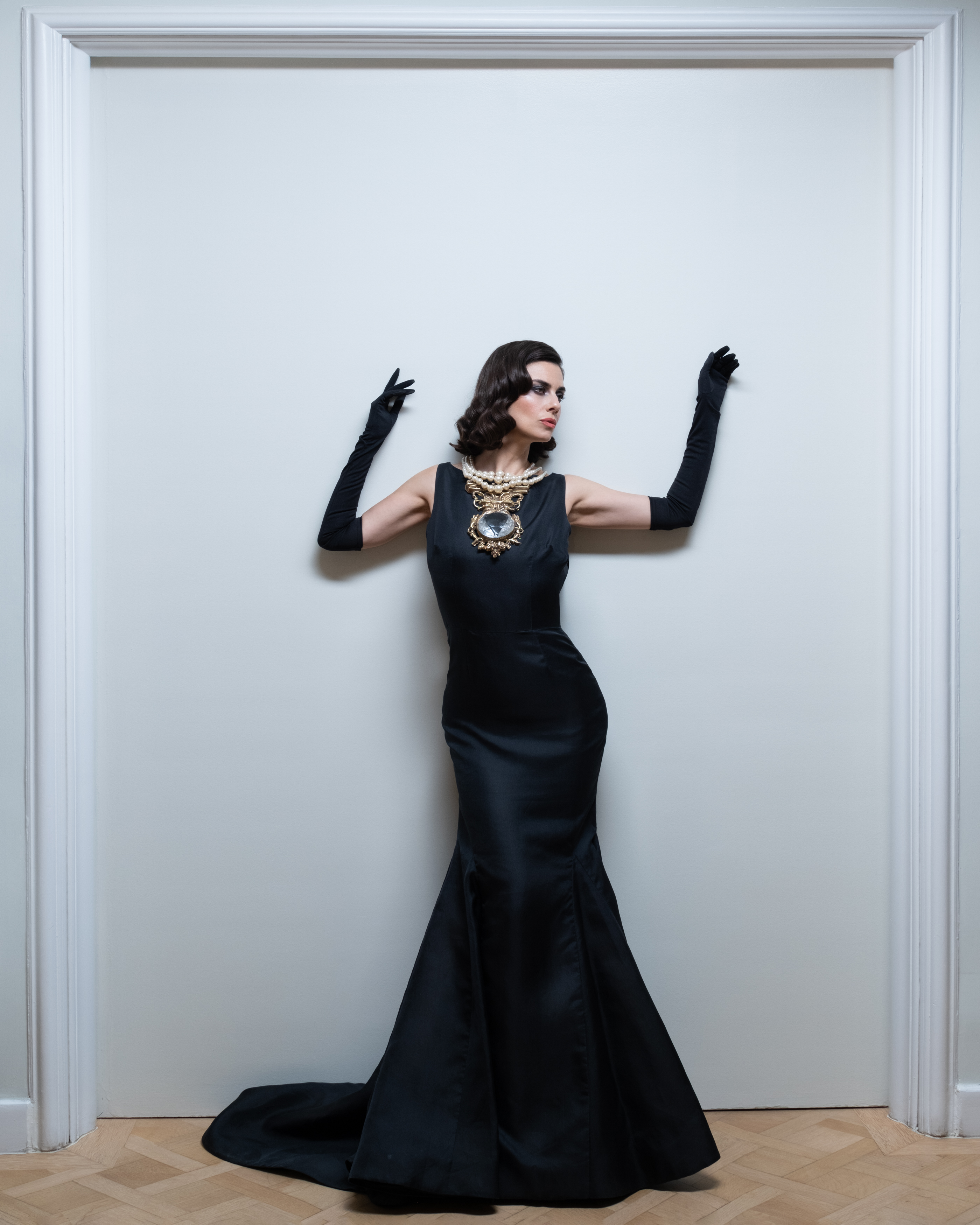 Soula featured in TO VIMA