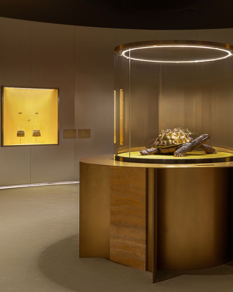 Circular Gold Display