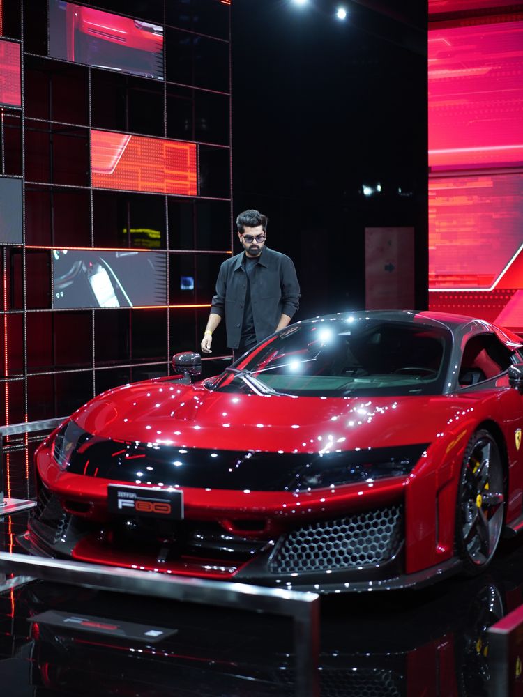 F80 Display with Guest