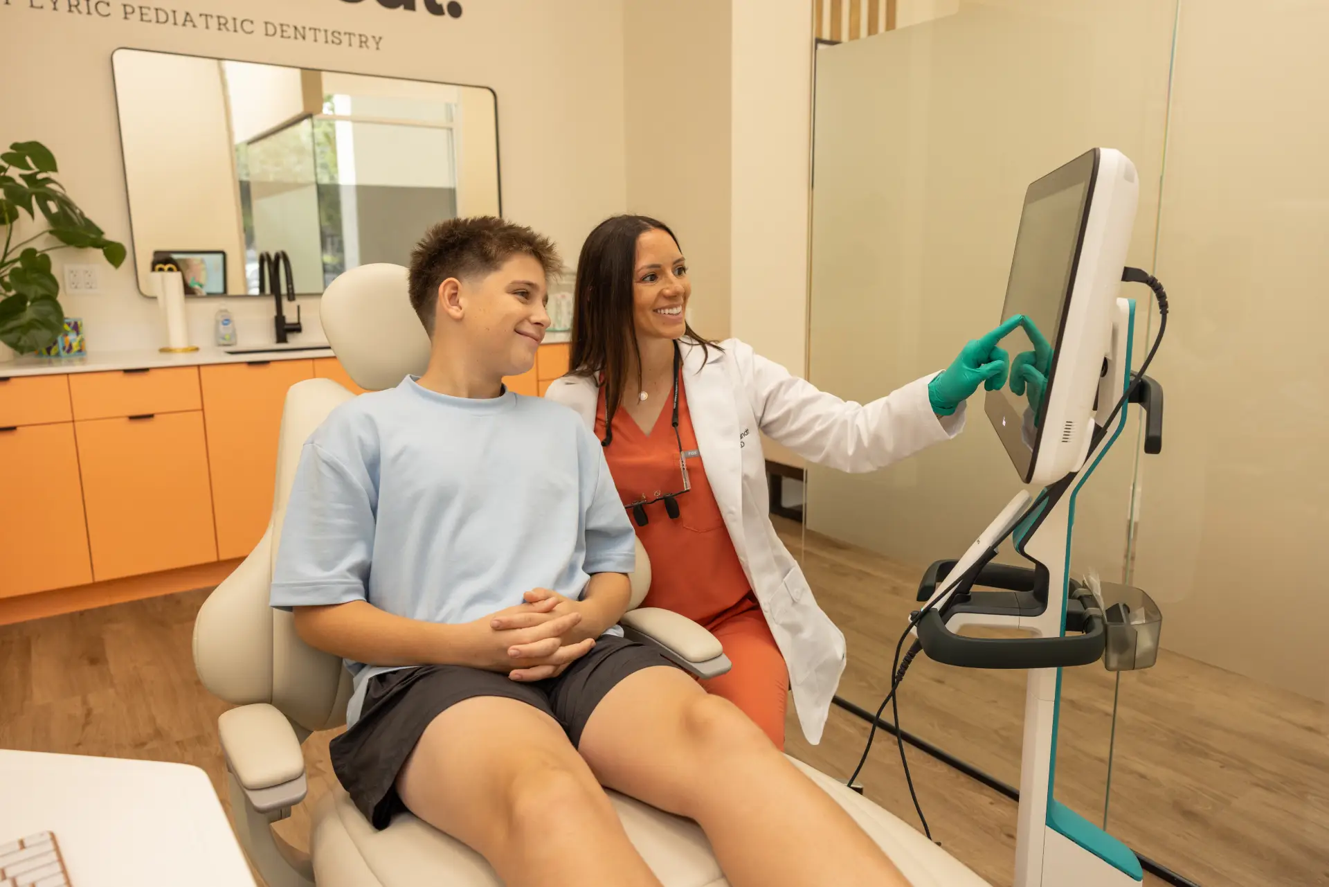Pediatric Tooth Extractions in Jupiter | Lyric Pediatric Dentistry