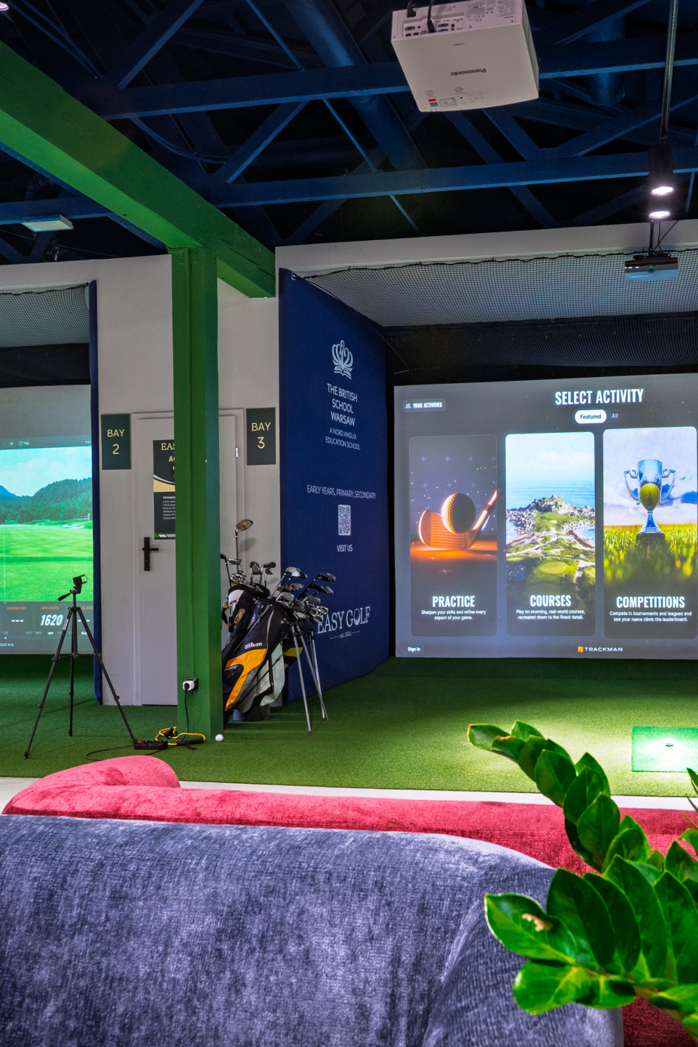 family playing trackman