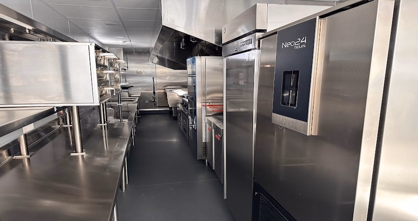 kitchen trailer rental built in compliance 
