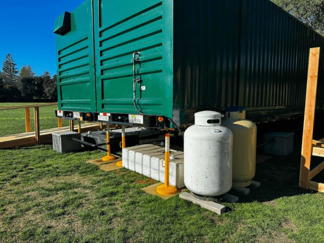 mobile kitchen propane tanks