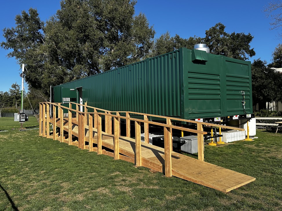 mobile commercial kitchen 202