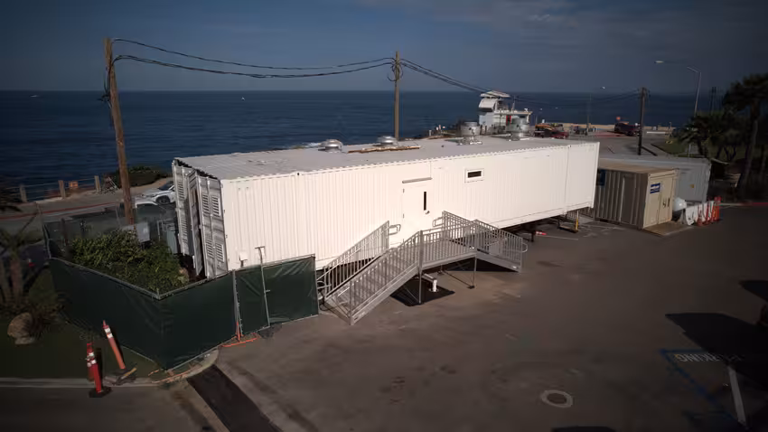 mobile kitchen temporary 