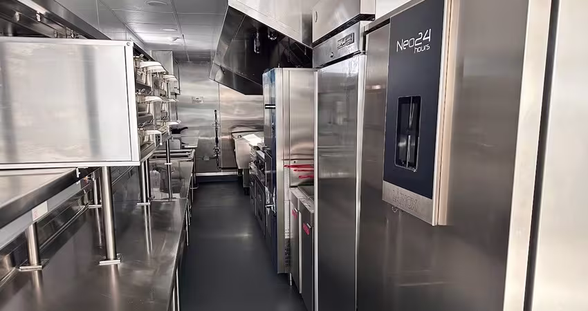 mobile kitchen setup