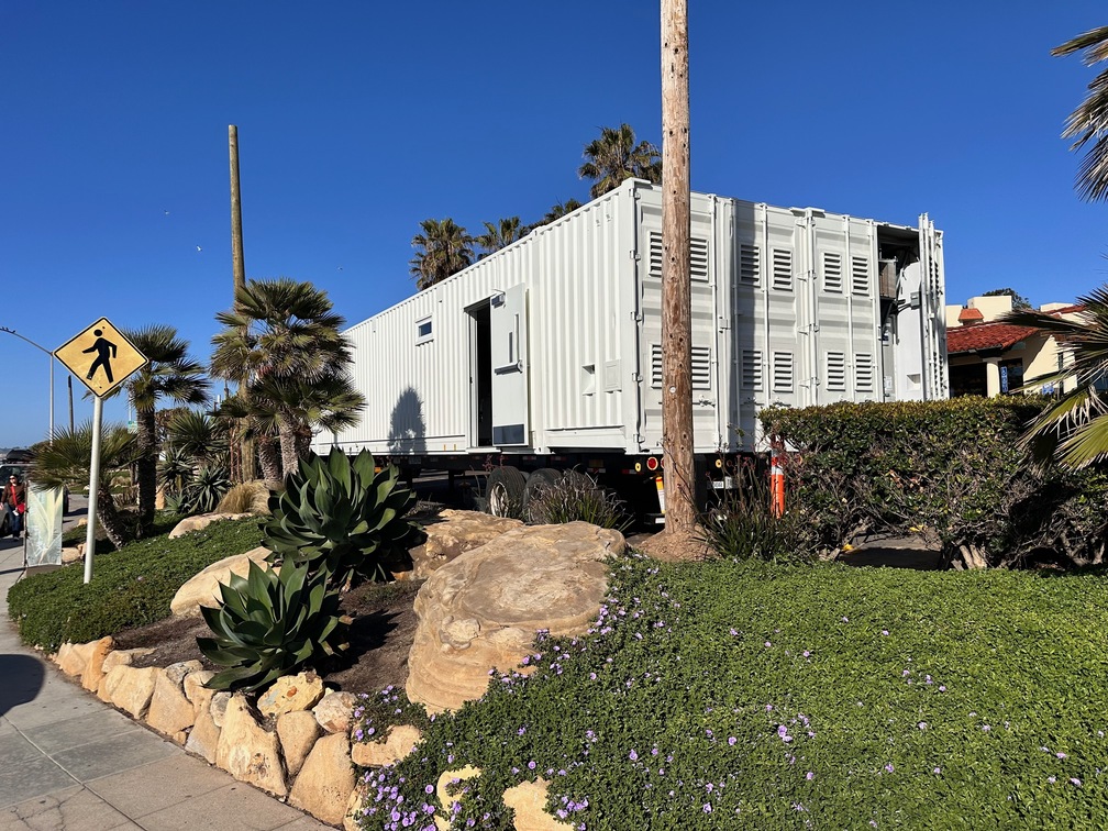 mobile kitchen exterior
