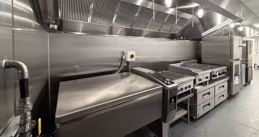 mobile kitchen equipment 