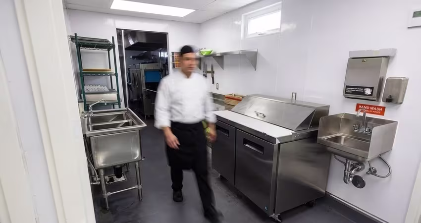 mobile kitchen for hospitality operators