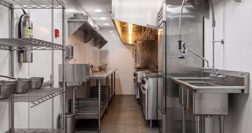 mobile kitchen equipment