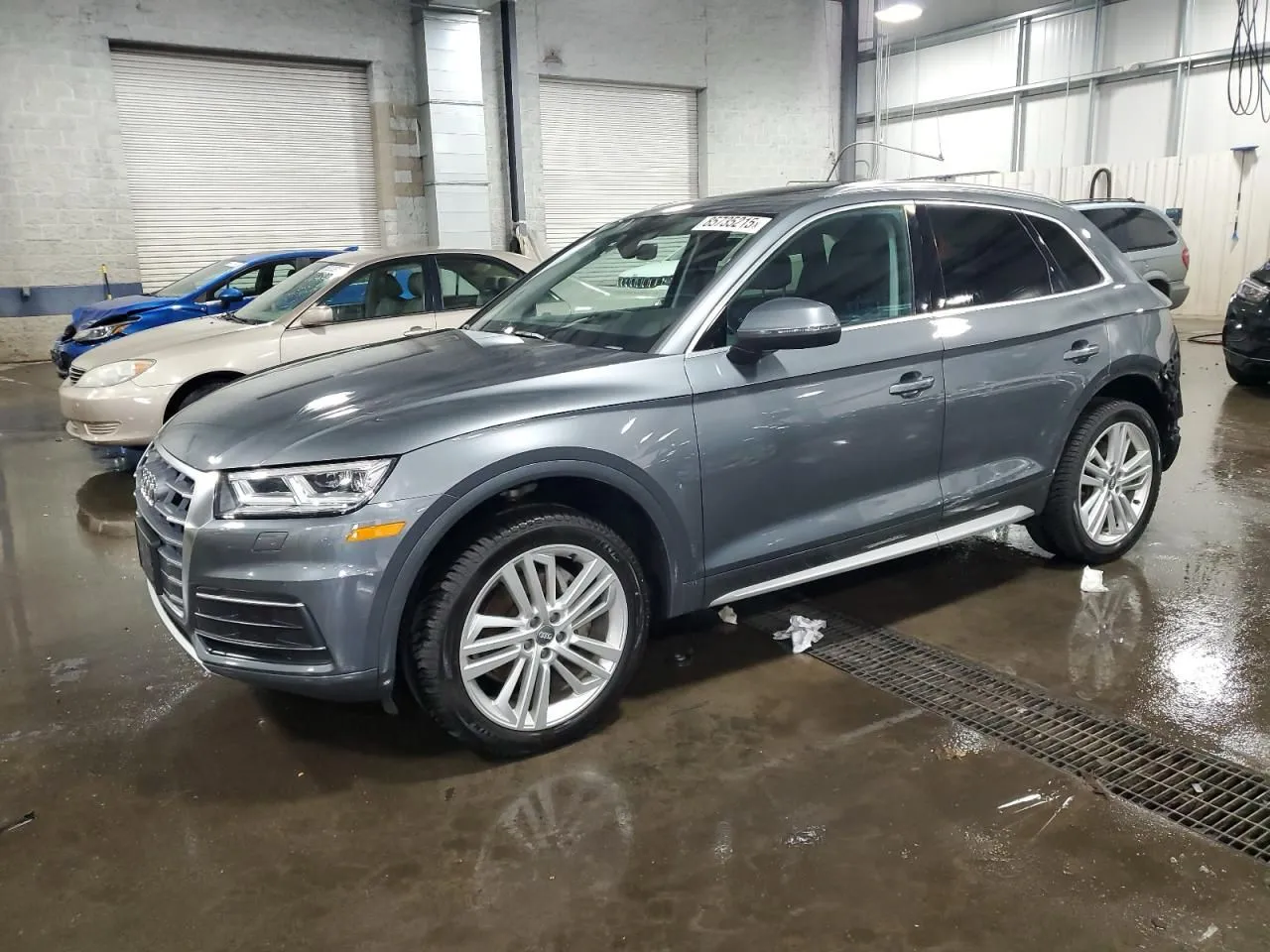 Audi Q5 Premium Plus 2020 після ДТП Copart аукціон доставка в Україну під ключ