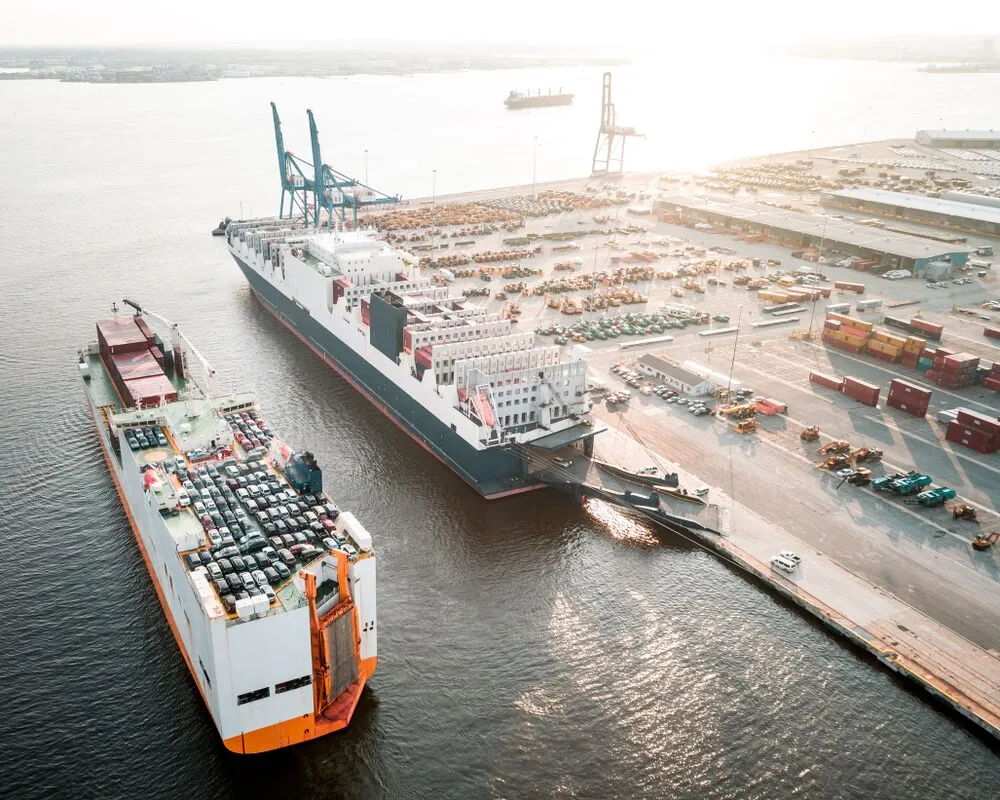 Пригон авто з Канади під ключ з доставкою та розмитненням