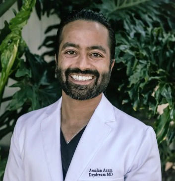 Dr. Arsalan Azam