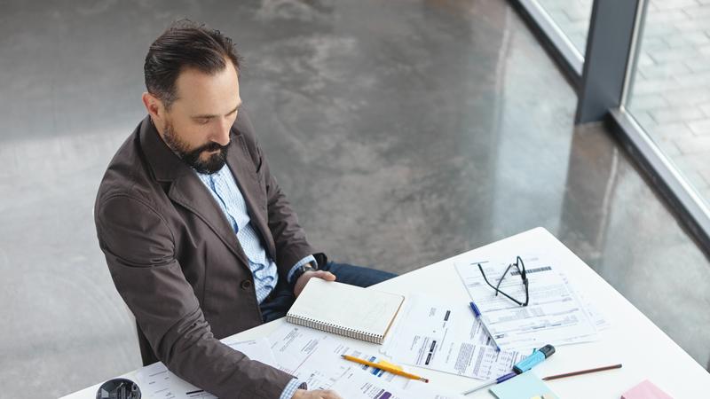 Forecasting workload and making plans based on time tracking insights