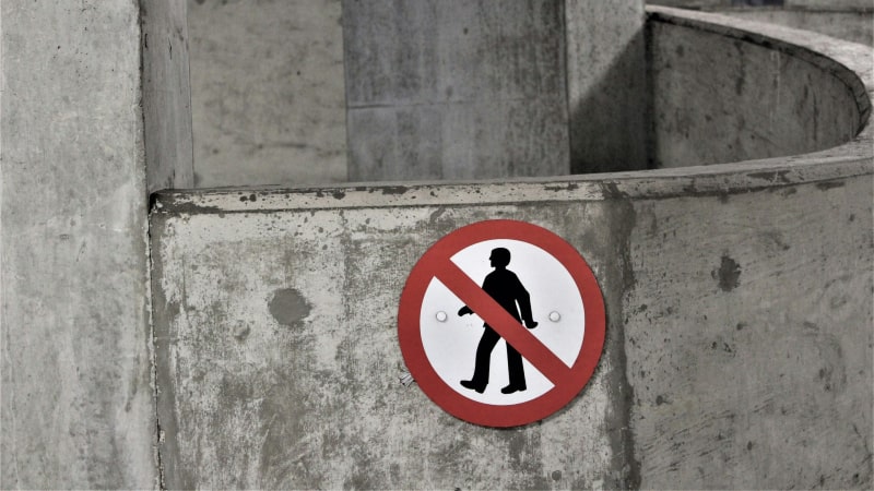 Avoiding the planning fallacy