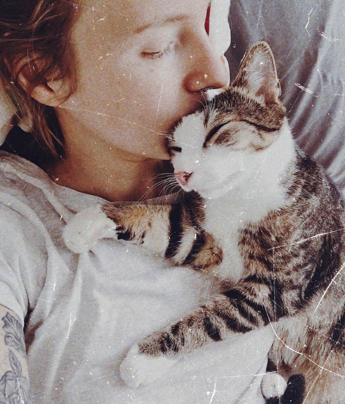 Martina a kocourek Theo – hluboké propojení člověka a zvířete, začátek cesty k přírodní léčbě a komunikaci