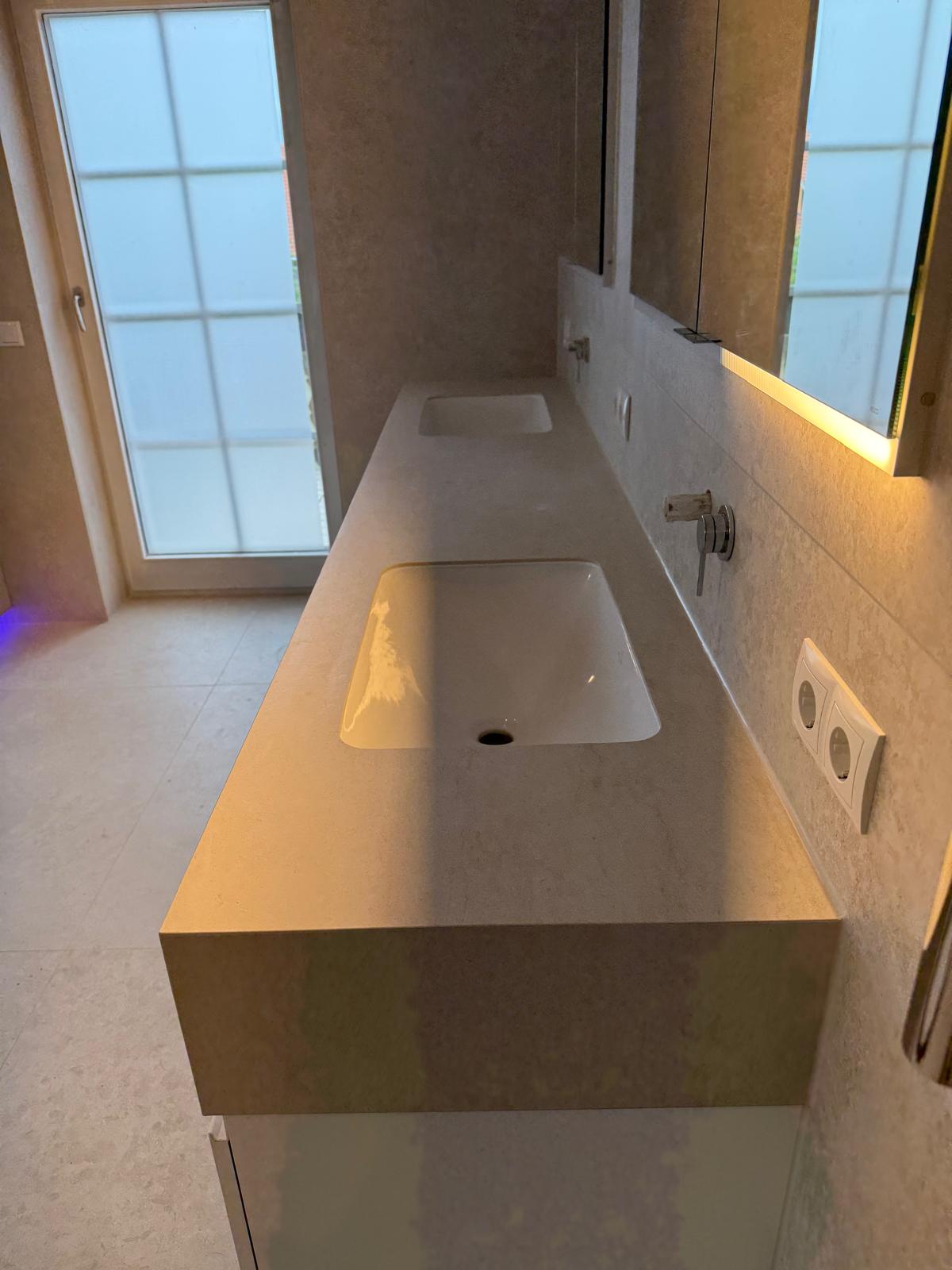 Bild eines Waschtisches