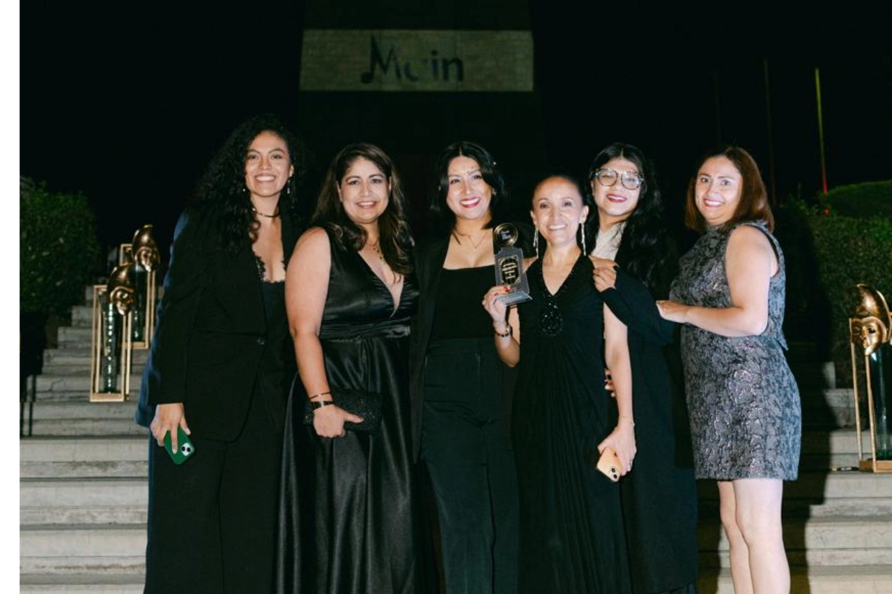Imagen de galería de fotos del evento Awards 2024 de bodas y eventos Net Bodas&Eventos, capturando momentos destacados y premiaciones que reflejan la excelencia en la organización de celebraciones inolvidables.