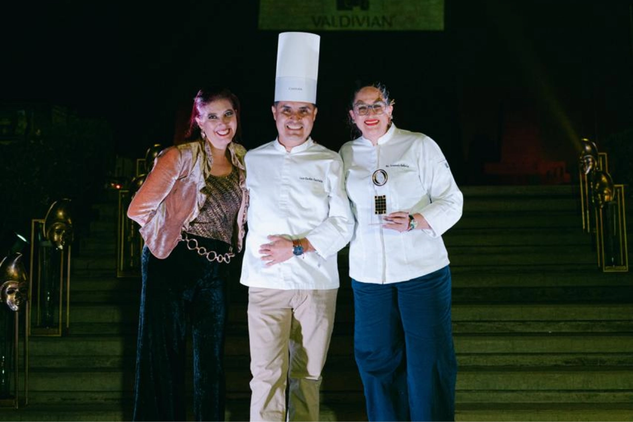 Imagen de galería de fotos del evento Awards 2024 de bodas y eventos Net Bodas&Eventos, capturando momentos destacados y premiaciones que reflejan la excelencia en la organización de celebraciones inolvidables.