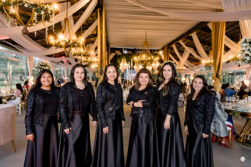 Imagen del slider superior en la página del proveedor de Net Bodas&Eventos, que destaca la innovación y calidad en bodas y eventos, invitando a descubrir servicios únicos y experiencias inolvidables.