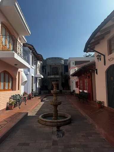 Imagen de testimonio de un cliente satisfecho en la página del proveedor top de bodas y eventos de Net Bodas&Eventos, destacando la excelencia, profesionalismo y compromiso en la creación de experiencias inolvidables.