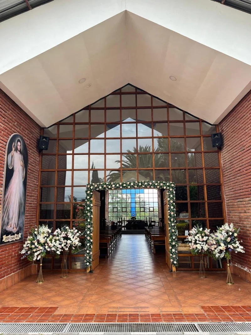 Imagen de un proveedor top en bodas y eventos de Net Bodas&Eventos, destacando su calidad y experiencia para crear celebraciones únicas e inolvidables.