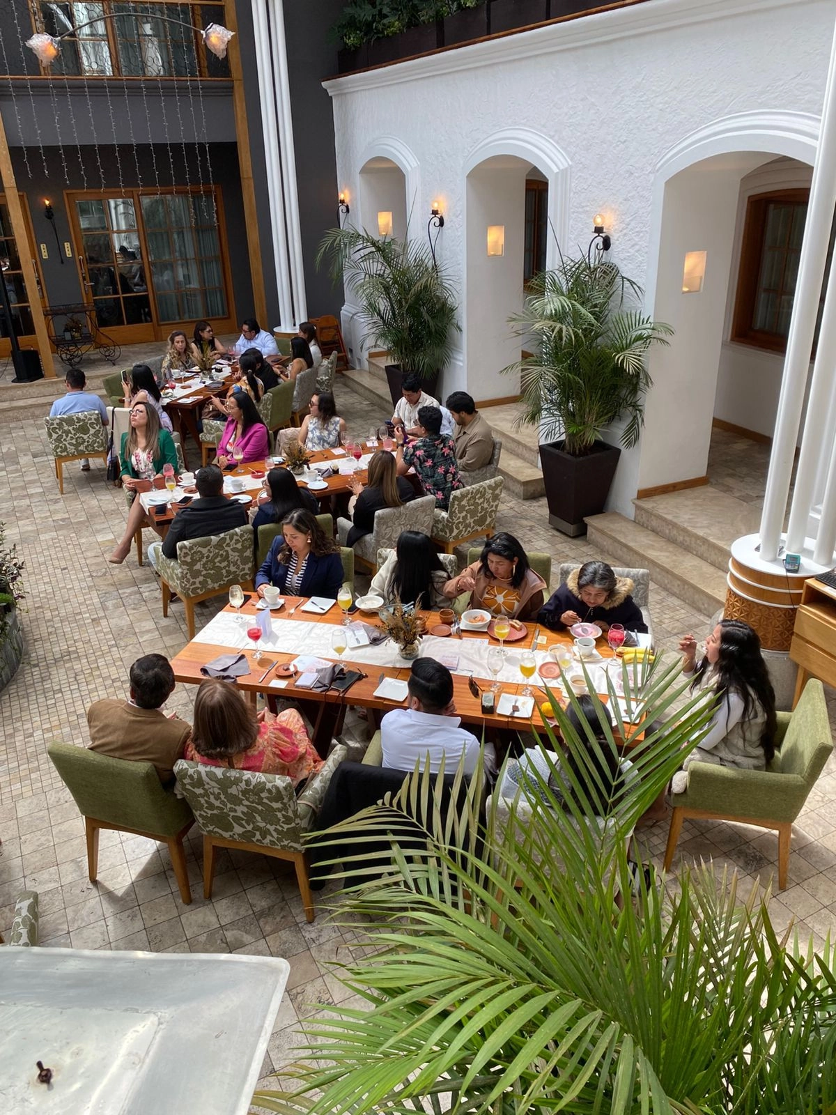 Imagen del feed de Instagram en la landing page de Net Bodas&Eventos, mostrando publicaciones inspiradoras y tendencias actuales en bodas y eventos que reflejan la creatividad de nuestra comunidad.