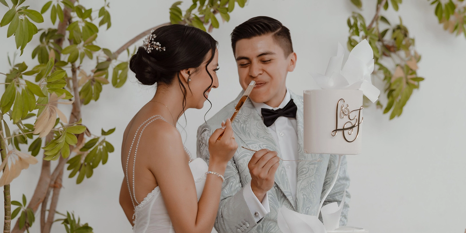 Imagen del slider superior en la página del proveedor de Net Bodas&Eventos, que destaca la innovación y calidad en bodas y eventos, invitando a descubrir servicios únicos y experiencias inolvidables.