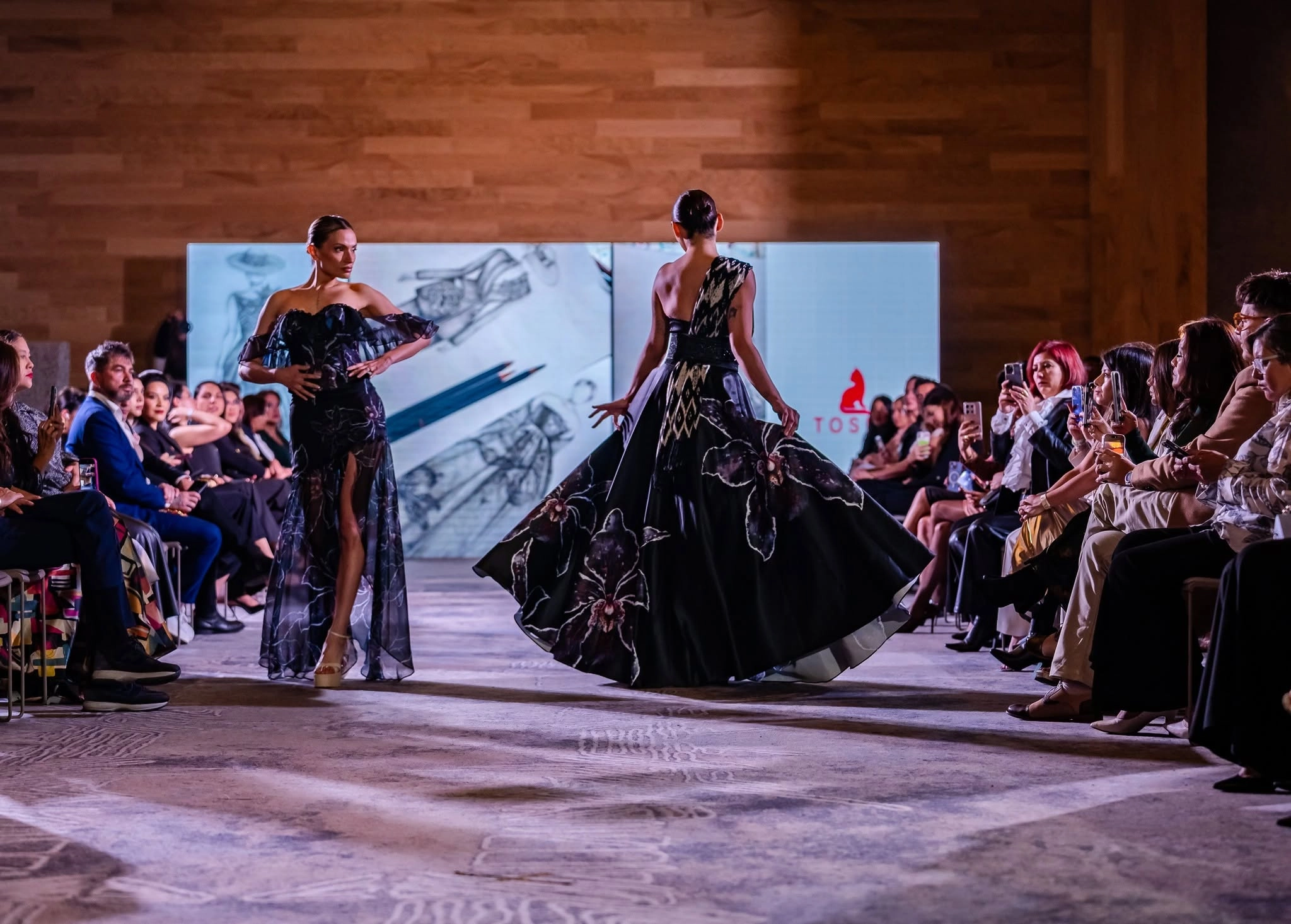 Imagen del slider superior en la página del proveedor de Net Bodas&Eventos, que destaca la innovación y calidad en bodas y eventos, invitando a descubrir servicios únicos y experiencias inolvidables.