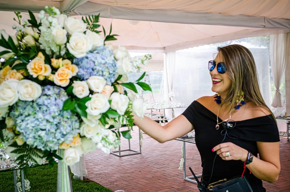 Imagen del slider superior en la página del proveedor de Net Bodas&Eventos, que destaca la innovación y calidad en bodas y eventos, invitando a descubrir servicios únicos y experiencias inolvidables.