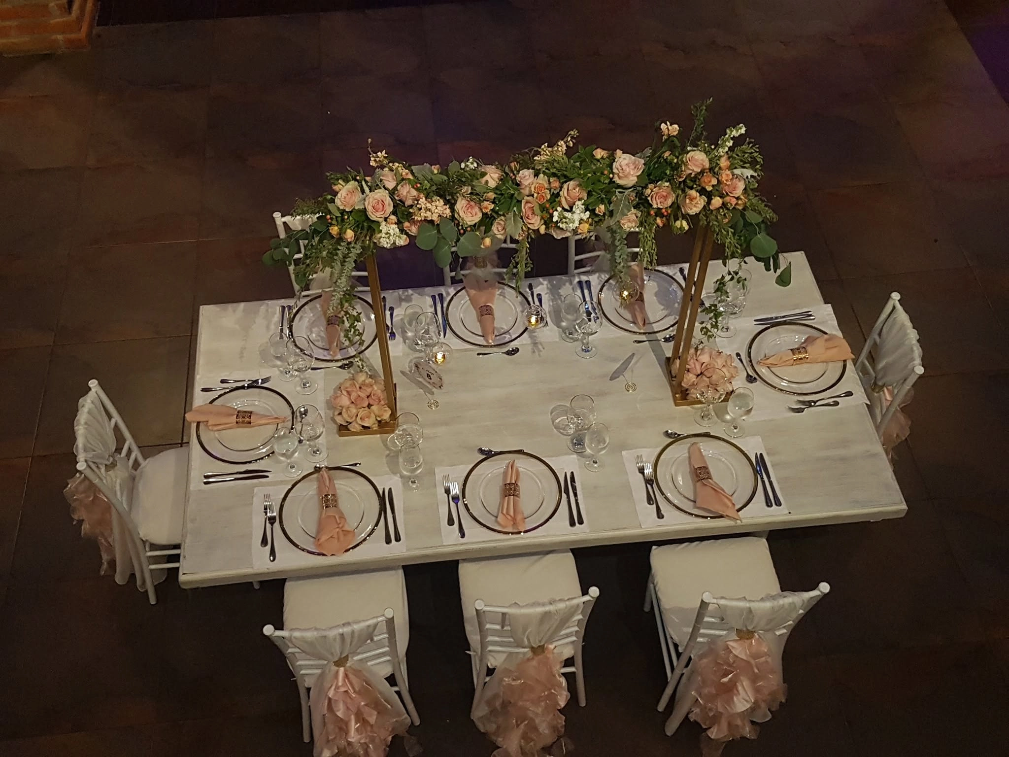 Imagen del slider superior en la página del proveedor de Net Bodas&Eventos, que destaca la innovación y calidad en bodas y eventos, invitando a descubrir servicios únicos y experiencias inolvidables.