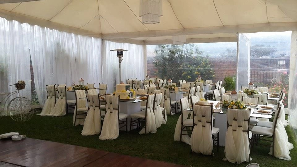Imagen del slider superior en la página del proveedor de Net Bodas&Eventos, que destaca la innovación y calidad en bodas y eventos, invitando a descubrir servicios únicos y experiencias inolvidables.