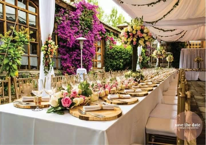 Imagen del slider superior en la página del proveedor de Net Bodas&Eventos, que destaca la innovación y calidad en bodas y eventos, invitando a descubrir servicios únicos y experiencias inolvidables.