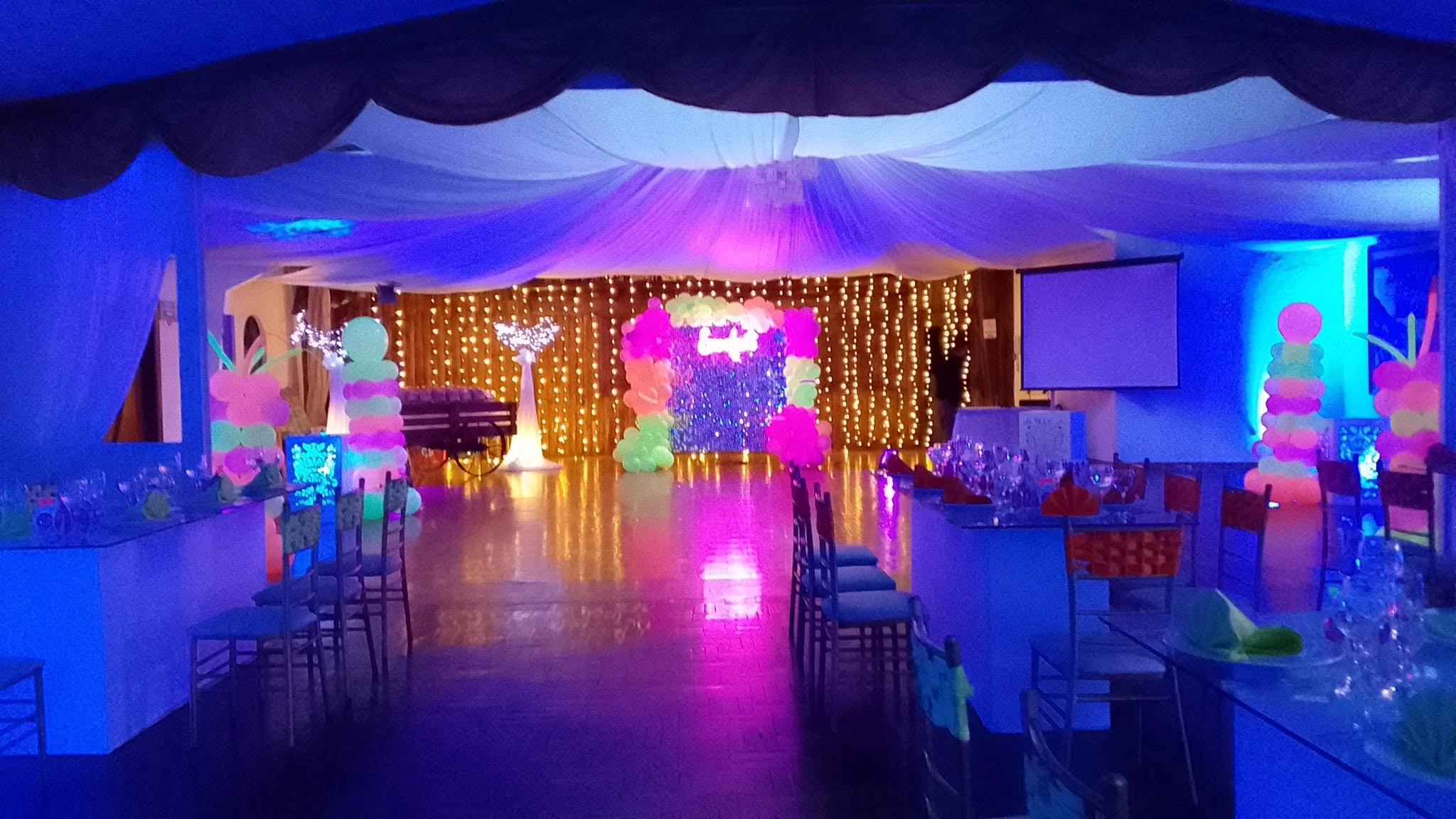 Imagen del slider superior en la página del proveedor de Net Bodas&Eventos, que destaca la innovación y calidad en bodas y eventos, invitando a descubrir servicios únicos y experiencias inolvidables.