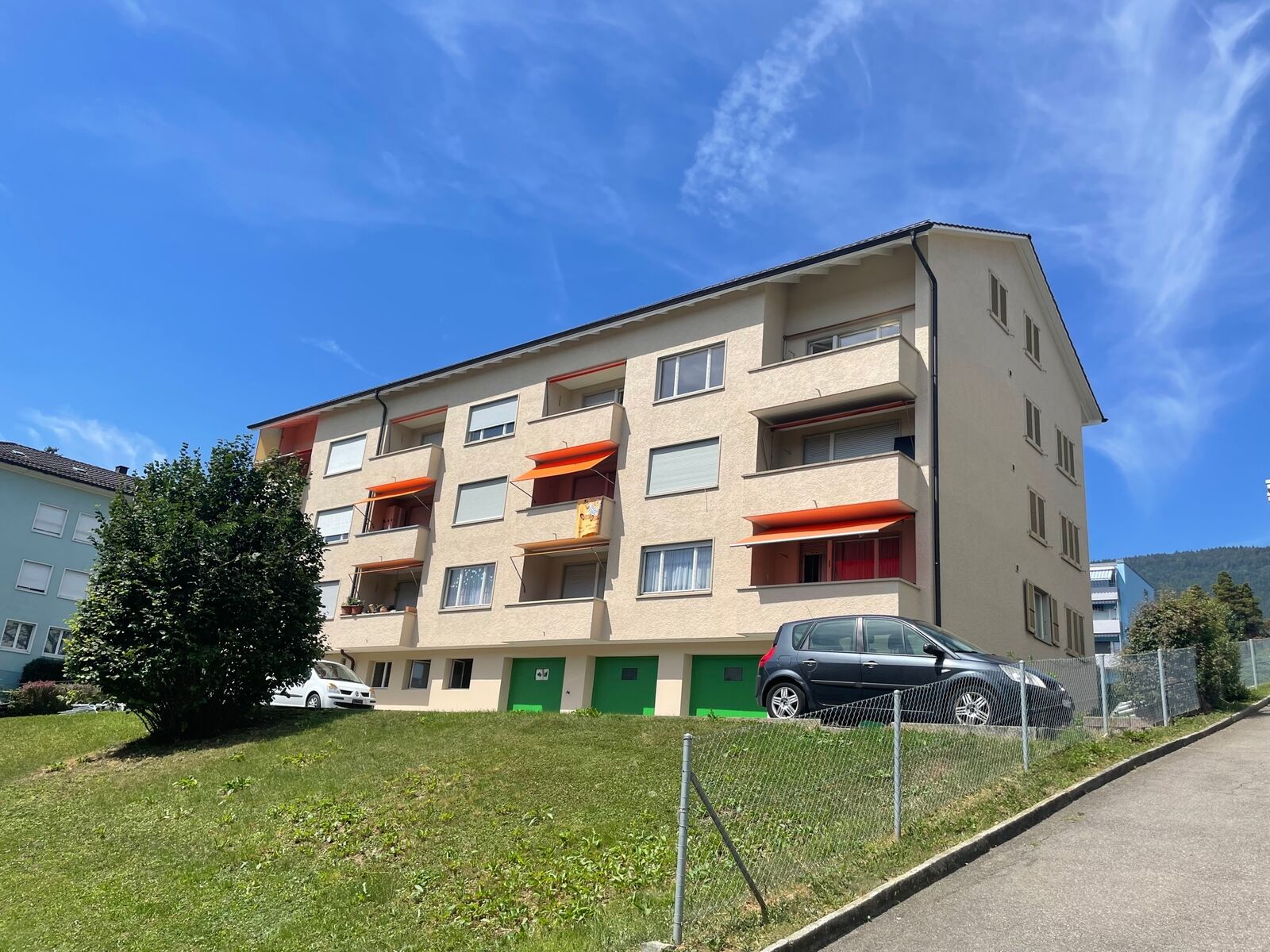 Immeuble de rendement de 13 logements