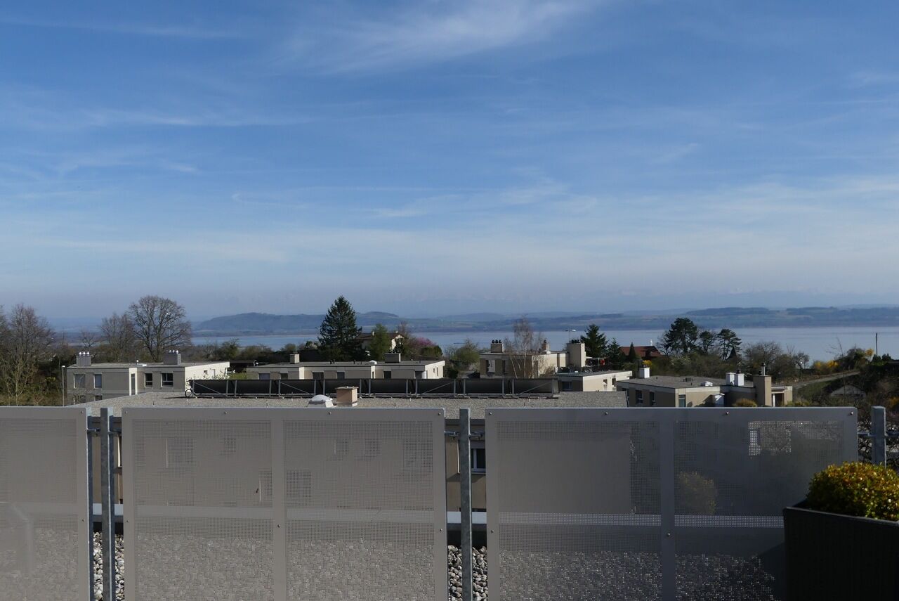 Vue panoramique sur le lac
Villa terrasse 4,5 pièces-quartier calme