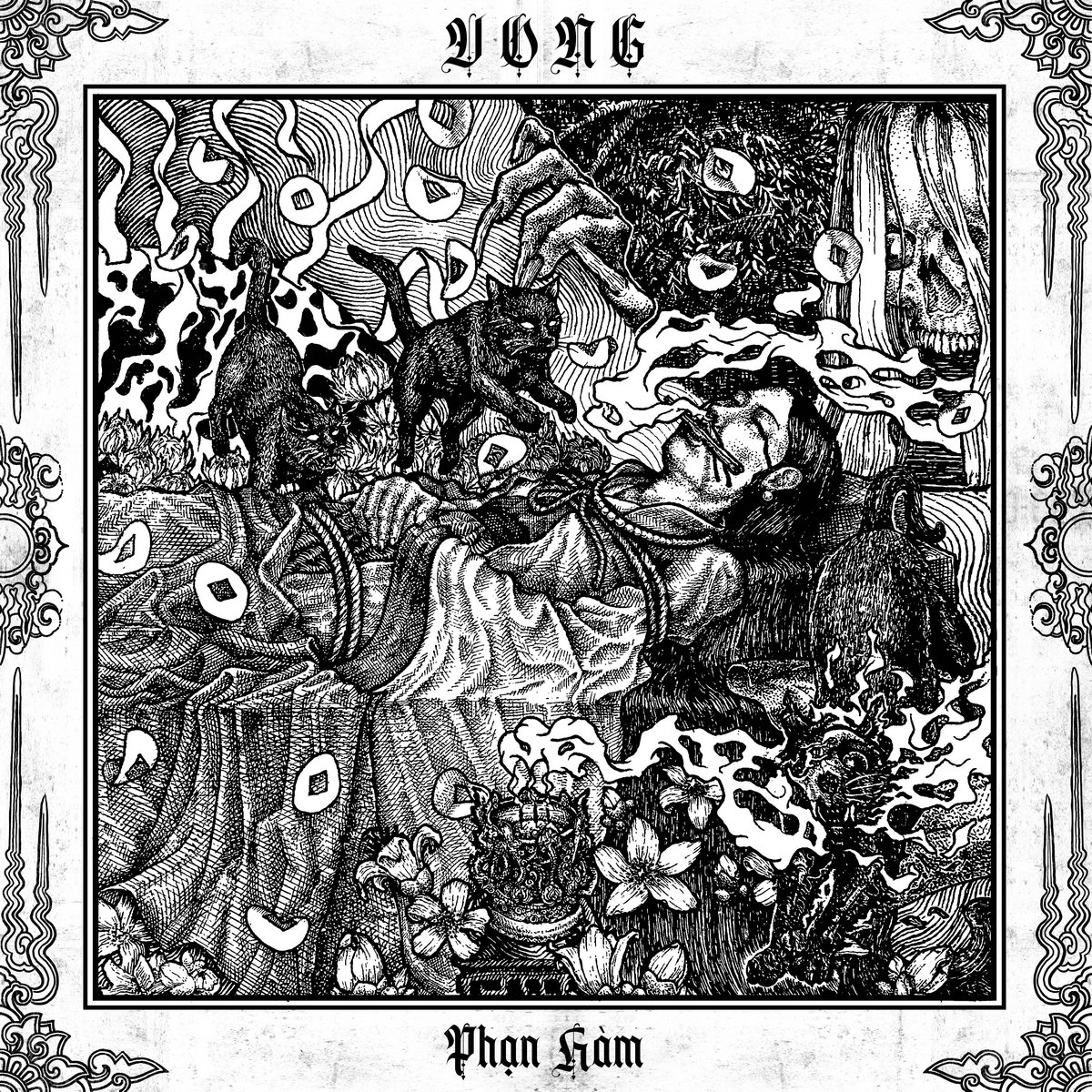 Illustration macabre d’un seigneur endormi entouré de flammes, chats noirs et pétales funéraires.