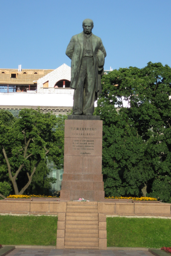 Taras Shevchenko monument in Kyiv