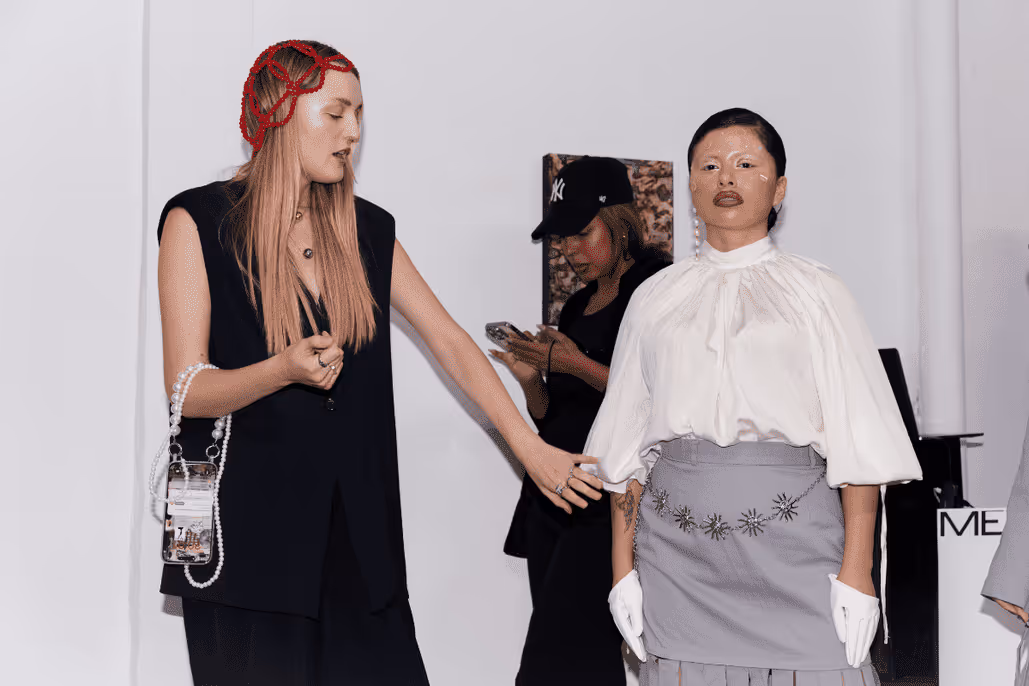 Comment Angelina Vlasiuk a créé une marque durable qui aide les Ukrainiens pendant la guerre