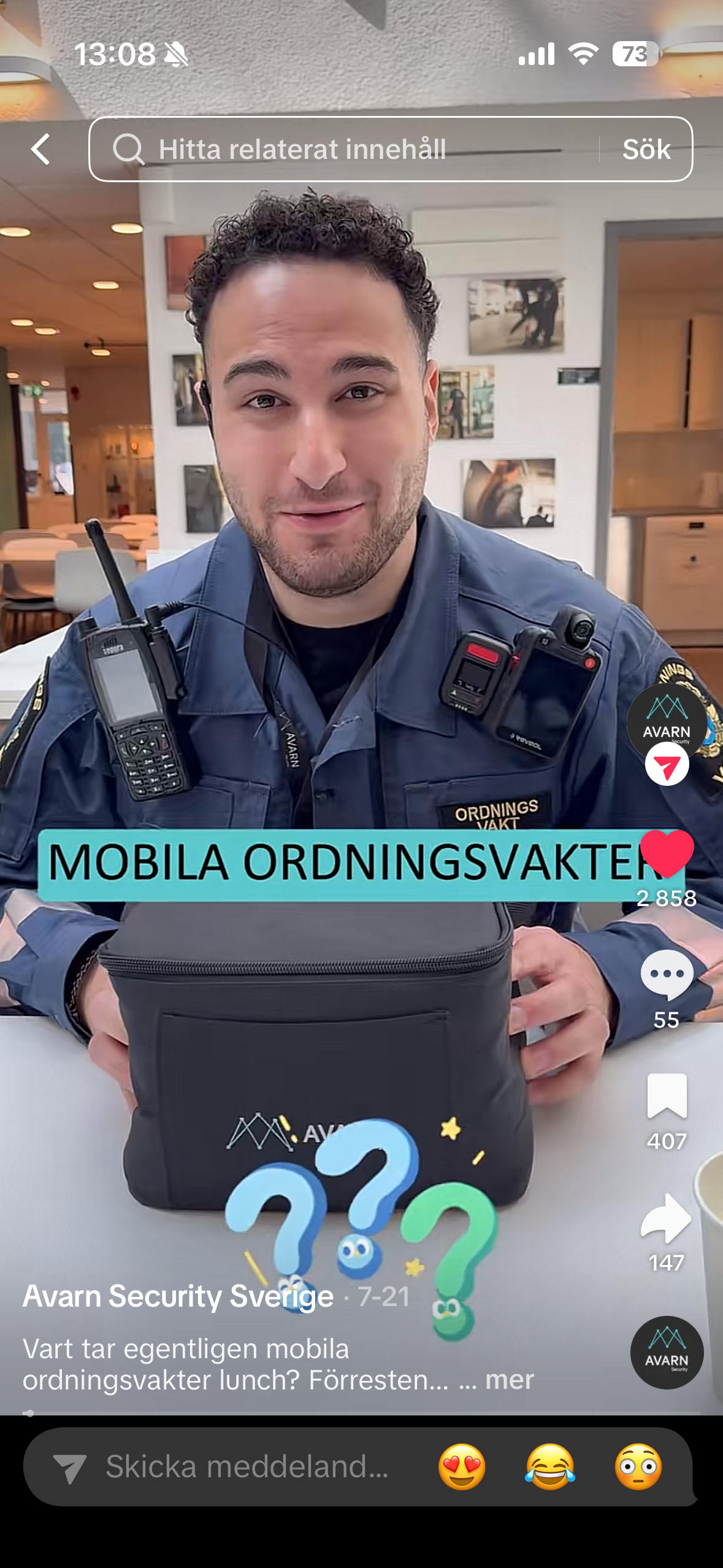 Mobil ordningsvakt visar sin lunchväska — HelloLilly x Avarn Security