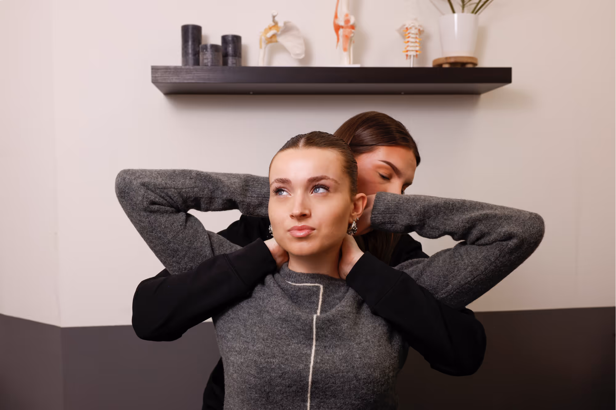 Welke mensen kunnen langs komen voor manuele therapie?