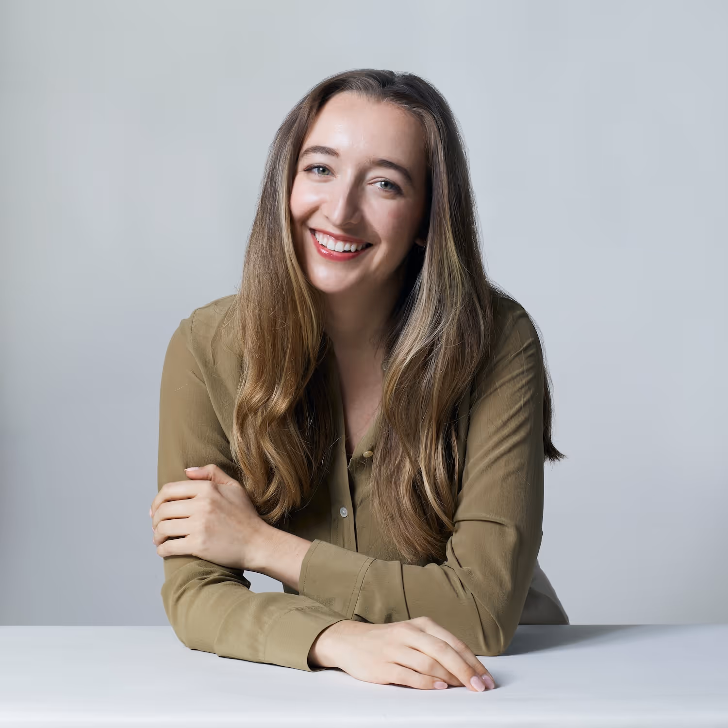 Louisa Carroll professional headshot