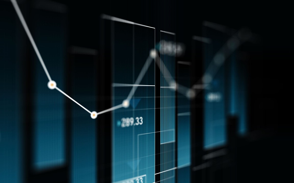 ecommerce-female-buying