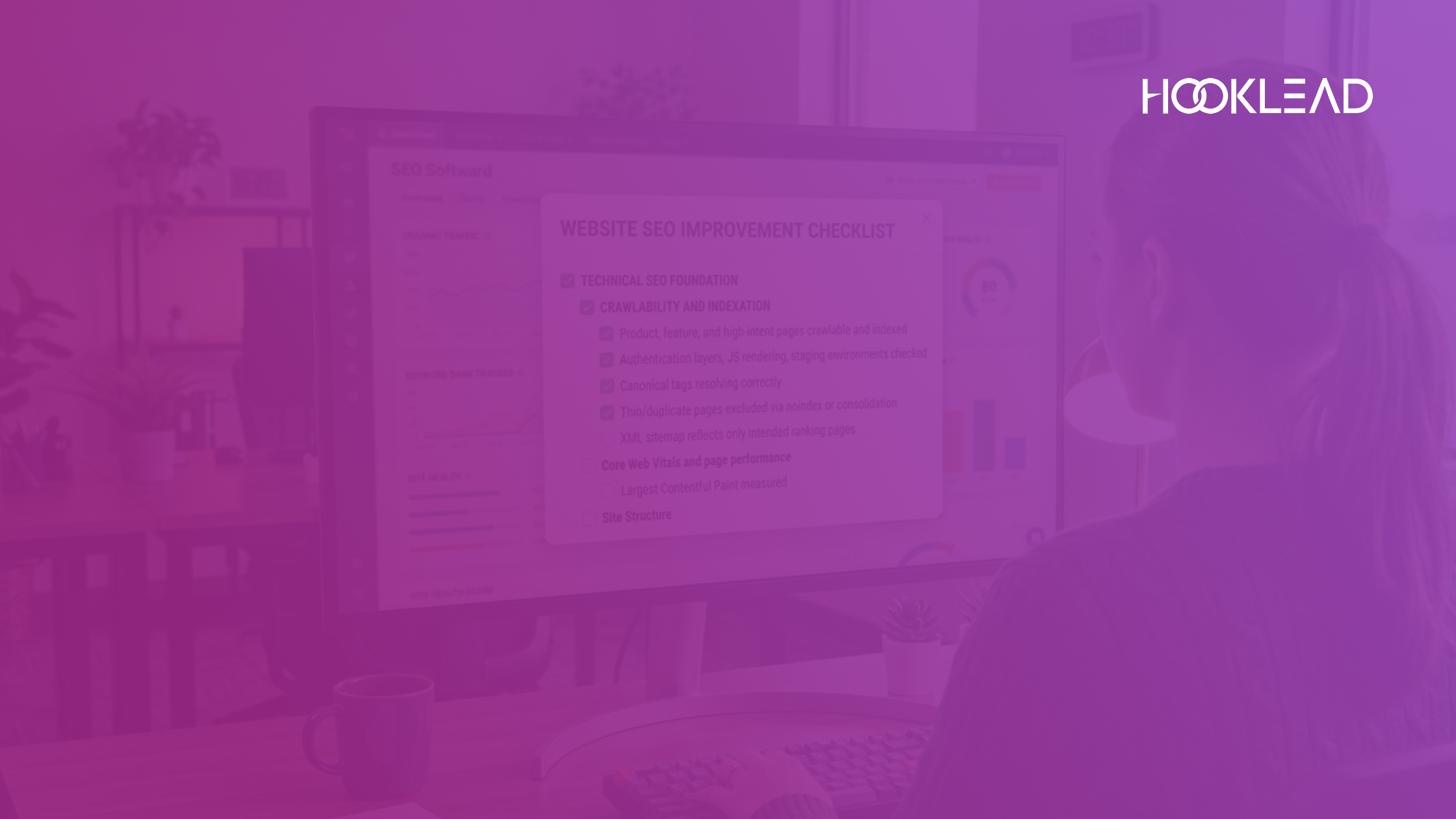 Image of teammate working on an seo checklist