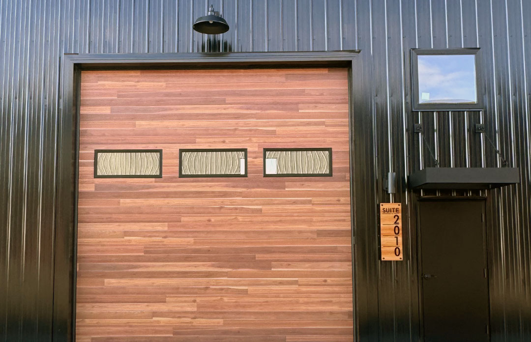 30 x 60 Condo - Unit 2010